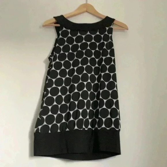 EUC Maurices top, Size  M - Picture 4 of 5